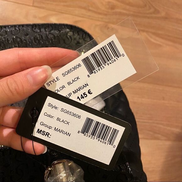 Black guess purse / handbag - Picture 11 of 14